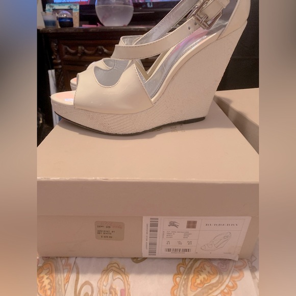 Burberry white patent leather. These are the hottest sandals ever - Picture 1 of 3